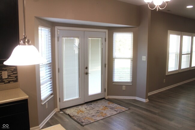 Building Photo - 2244 McGregor Ct