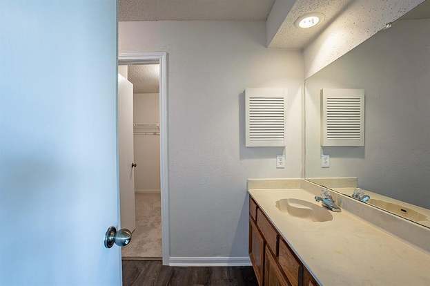 Building Photo - 14651 Via Del Norte Dr