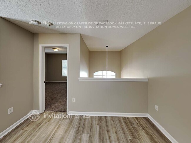 Building Photo - 708 Spruce Pine Ln