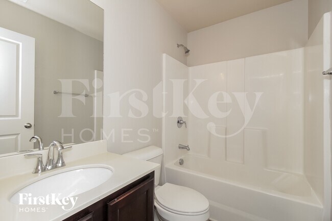 Building Photo - 153 Southwind Cir
