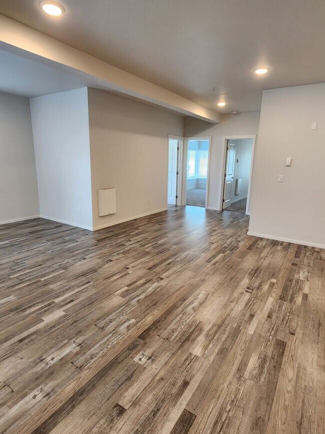 Interior Photo - Paddington Place