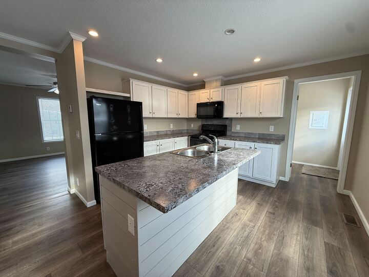 Building Photo - 11986 Springbrook Ct