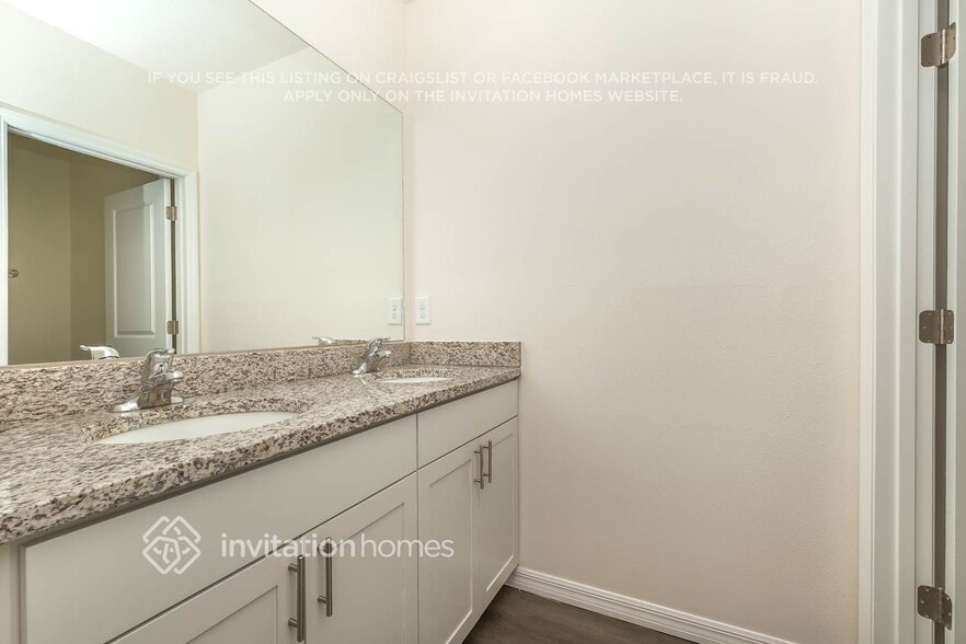 Building Photo - 7825 Harbor Moor Dr