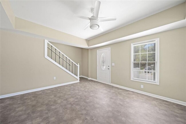 Building Photo - 92 Ormond St SE