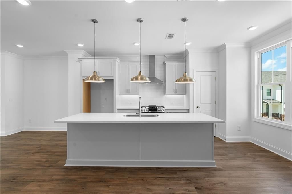 Building Photo - 5440 Howington Ct