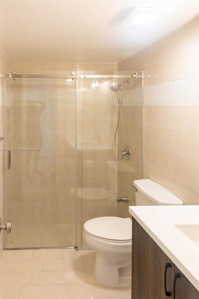 Building Photo - 7028 SW 106th Pl