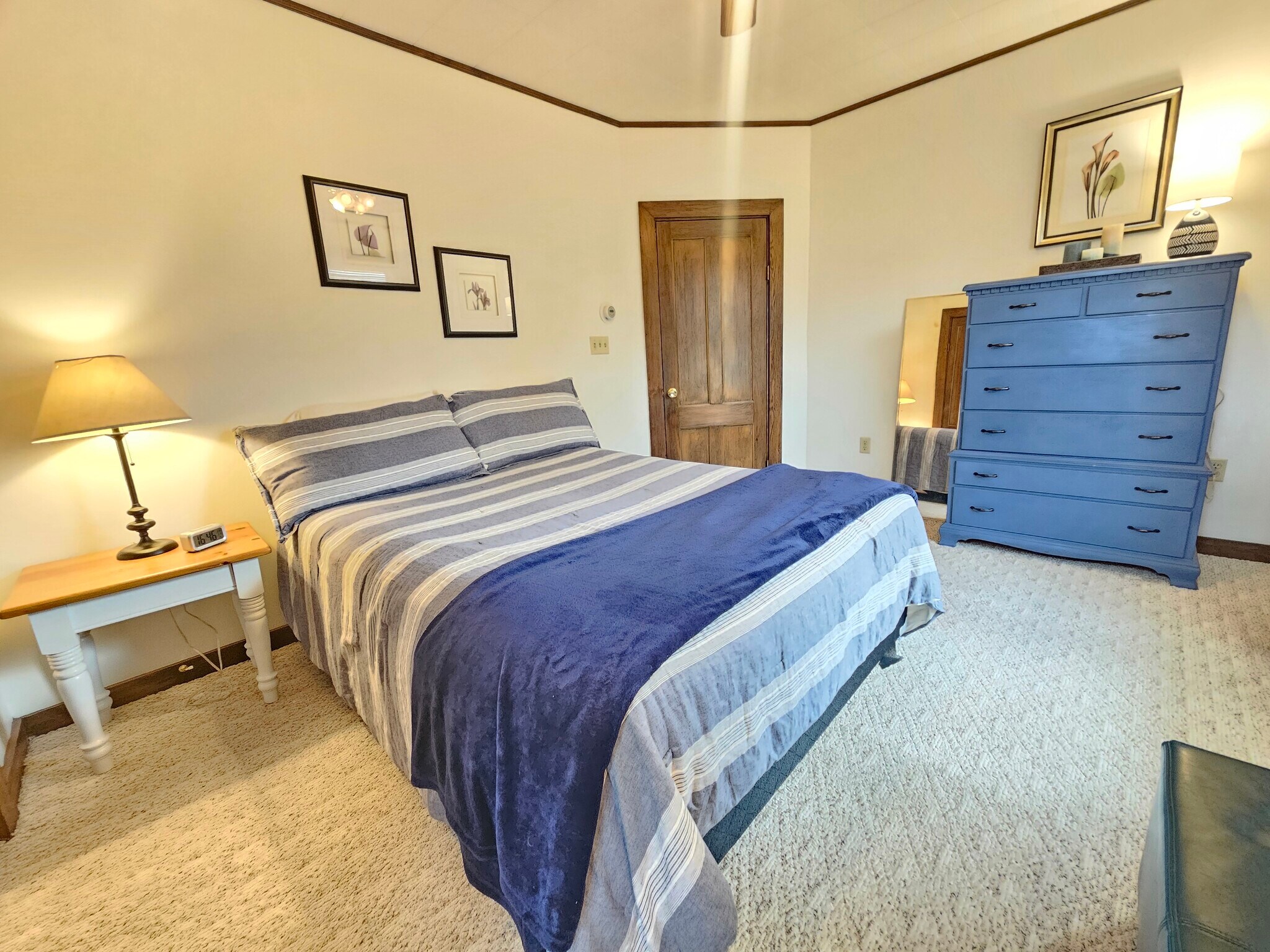 Building Photo - 25 Blucher St