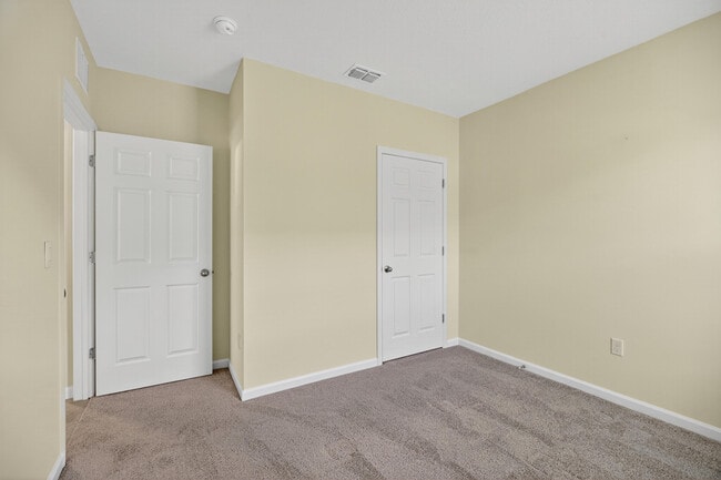 Building Photo - 6580 Canterbridge Dr