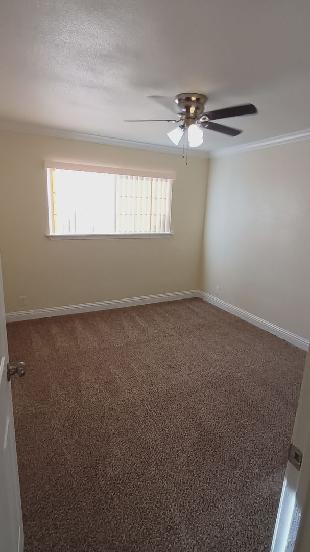 Building Photo - Welcome to SkyView Villa & Somerset Apartm...