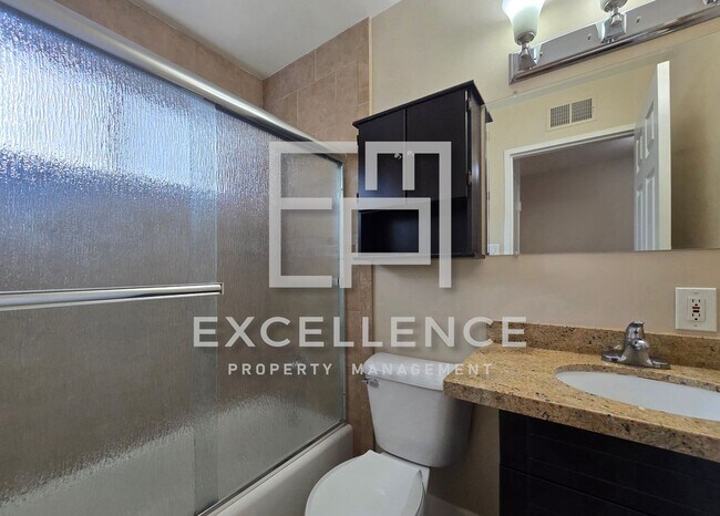 Building Photo - Beautiful 3/2.5 Home With 2 Fireplaces, Updated Kitchen, Spacious Yard and Covered Patio