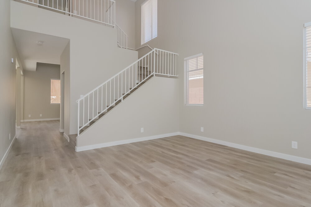 Building Photo - 674 Pacific Cascades Dr