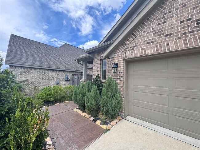 Building Photo - 10818 Cassiopeia Creek Cir