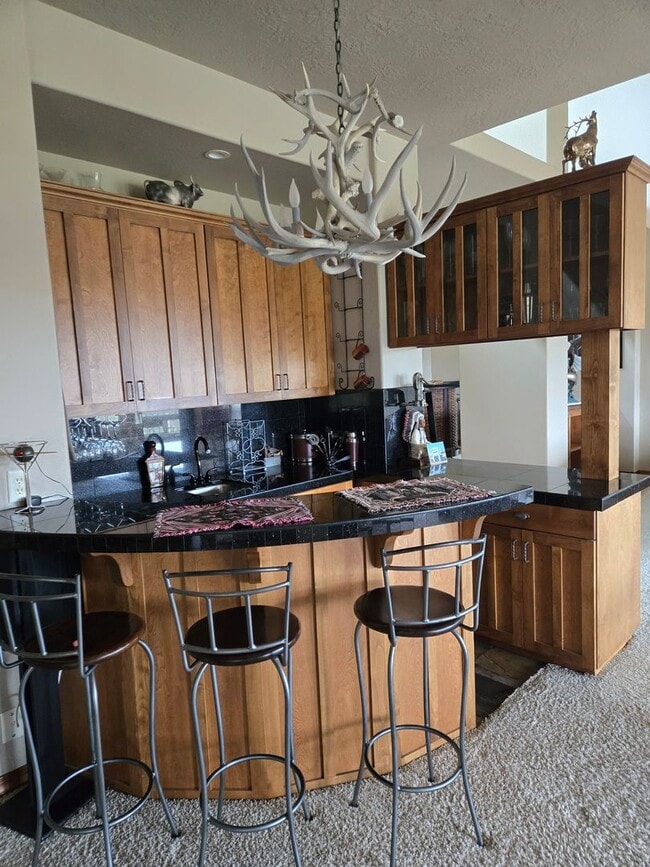 Building Photo - Stunning Views, Executive Home in Equestrian Meadows Redmond