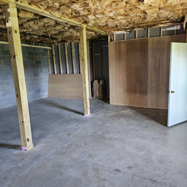 Building Photo - 99 Ivy Overlook Rd