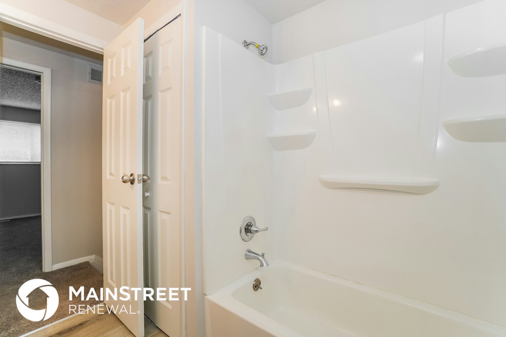 Building Photo - 3017 Perinton Pl