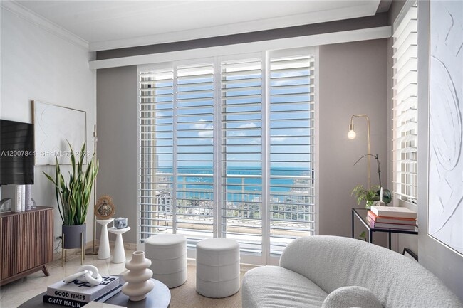Building Photo - 888 Brickell Key Dr