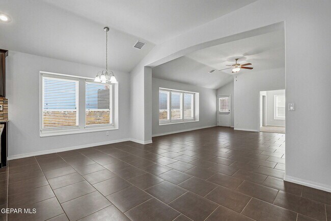 Building Photo - 11381 Bullseye St