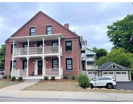 Building Photo - 41 Summer St