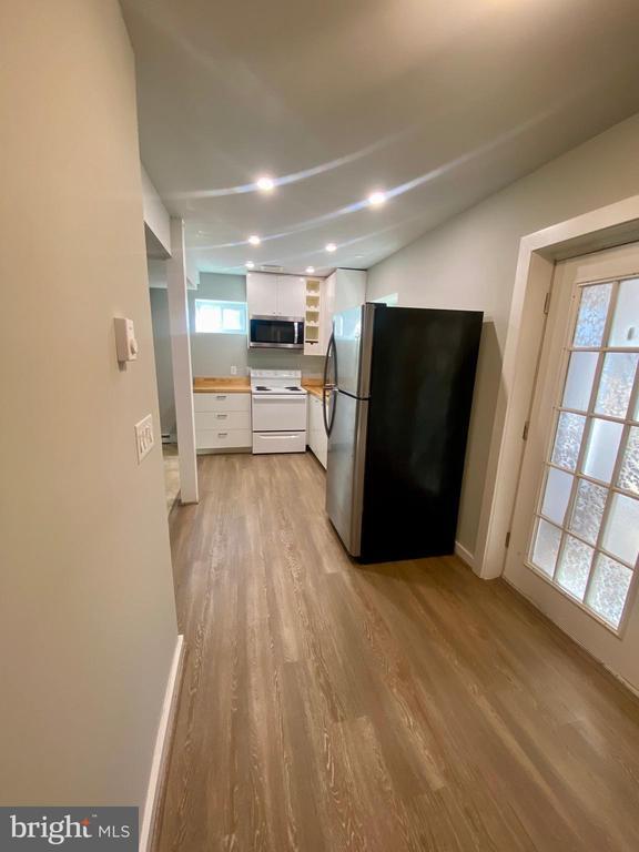 Building Photo - 112 England Run Ln