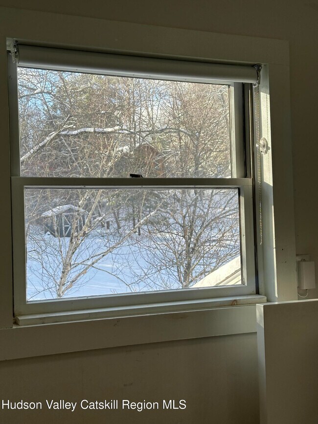 Building Photo - 180 Yerry Hill Rd