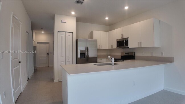 Building Photo - 35761 SW 178th Ct