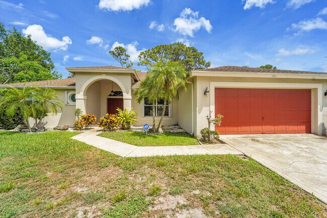 Building Photo - 945 Sunflower Ave