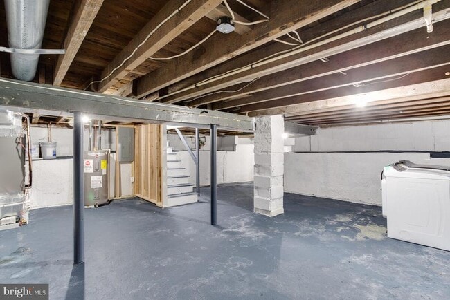 Building Photo - 1227 Tyler Ave