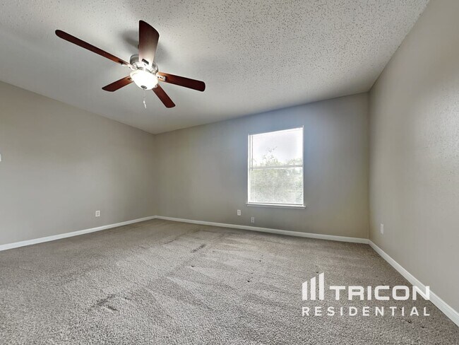Building Photo - 7519 Lobera Dr