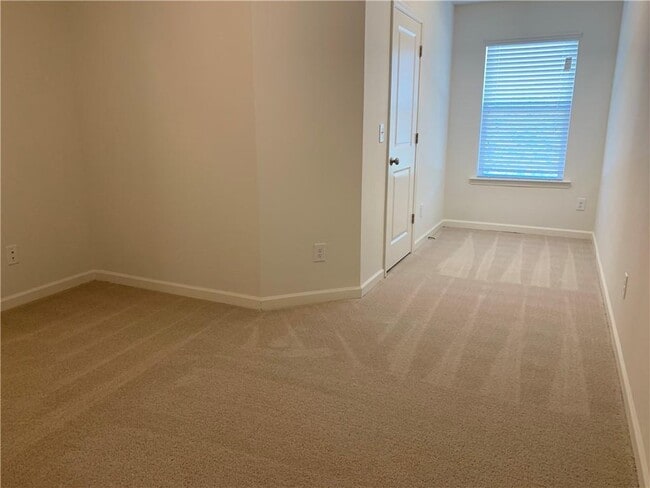 Building Photo - 4908 Longview Walk