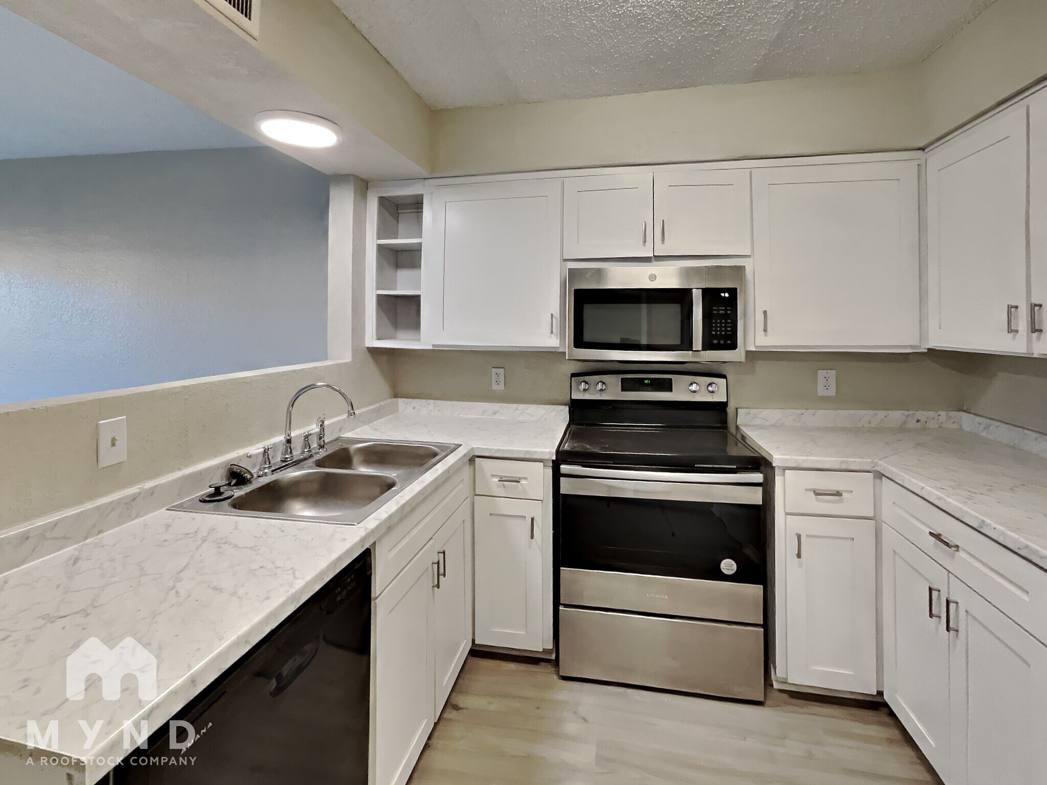 Building Photo - 6212 Geneva Ave