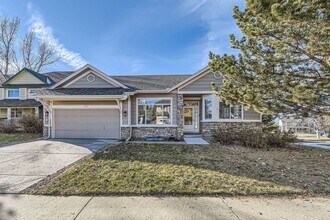 Building Photo - Spacious 4 Bed/ 3 Bath Home with Finished Basement
