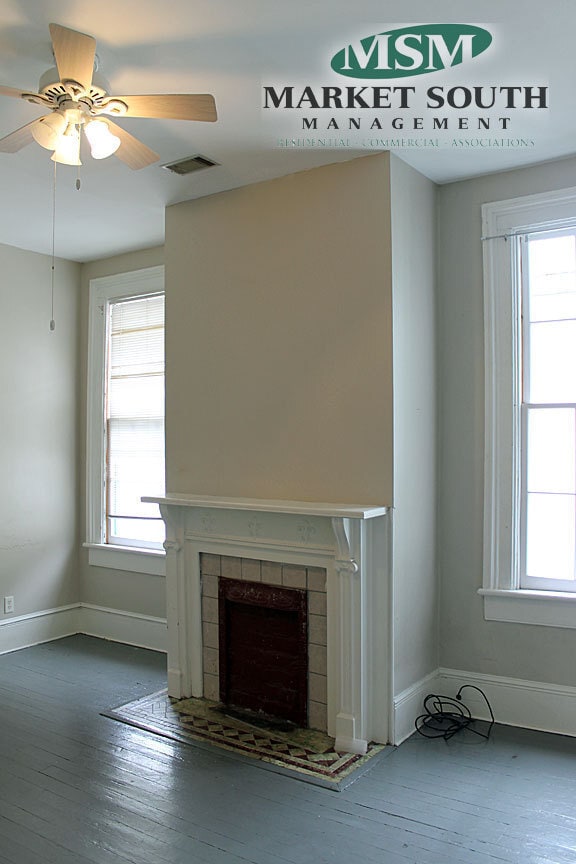 Building Photo - 308 E Waldburg St