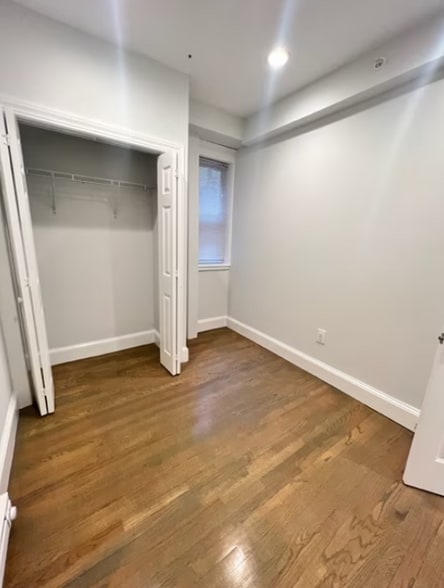 Images are representative samples of the advertised unit. Actual units shown during tours may differ - 80 Peterborough St