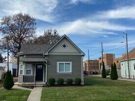 Building Photo - 934 Olive St