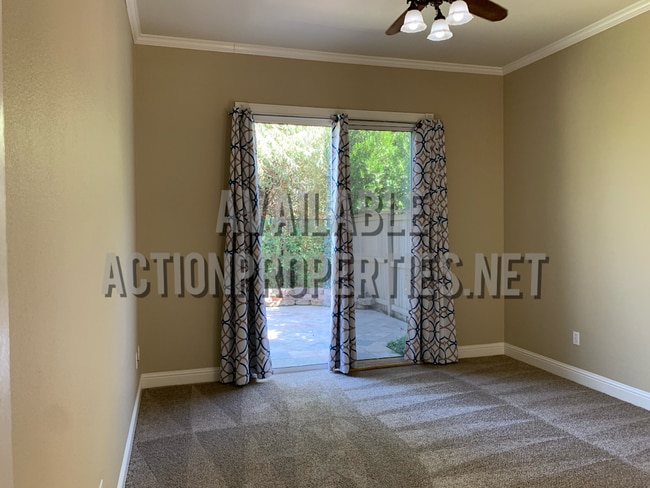 Building Photo - East Roseville Single Story, Gated Front C...