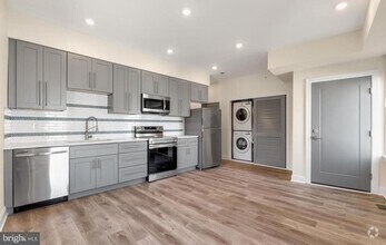 Building Photo - 511 Gorgas Ln