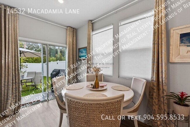 Building Photo - 14532 Macadamia Ln