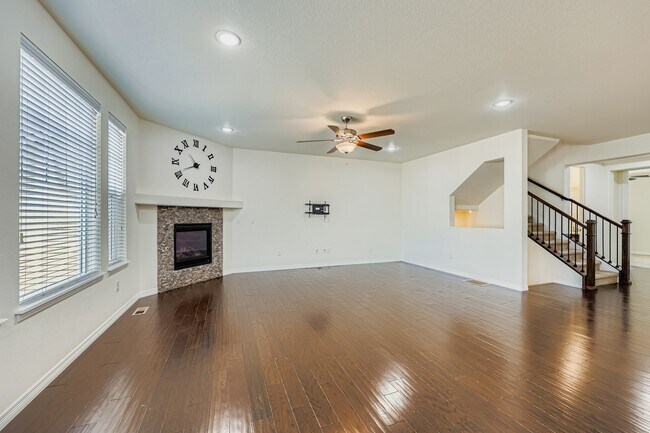 Building Photo - 14810 Vienna Cir