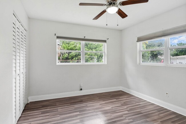 Building Photo - 3 Bedroom home in Belle Isle