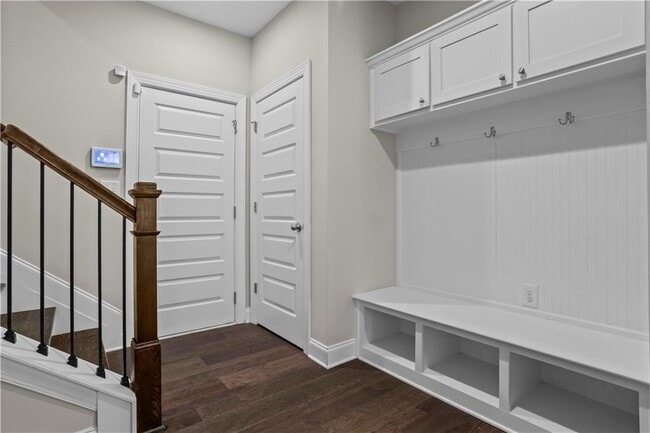 Building Photo - 3159 Rutter Dr