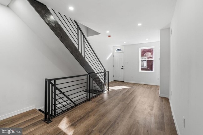 Building Photo - 3058 Tilton St