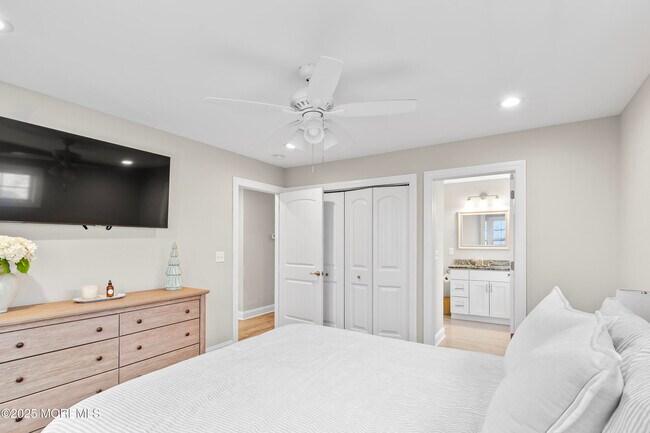 Building Photo - 1260 Pensacola Rd