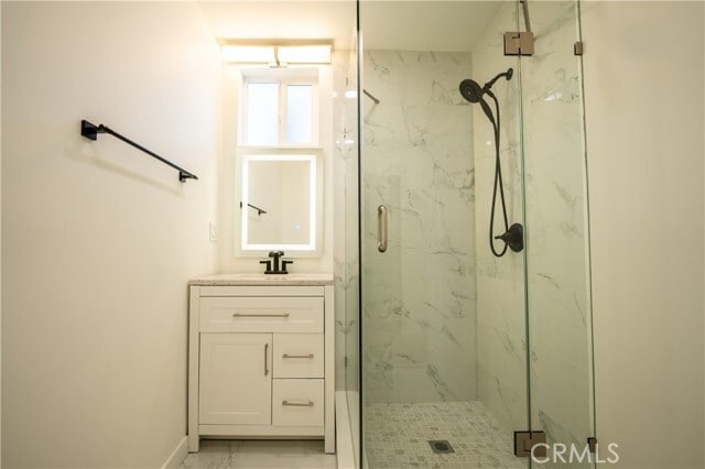 Building Photo - 319 Roads End St