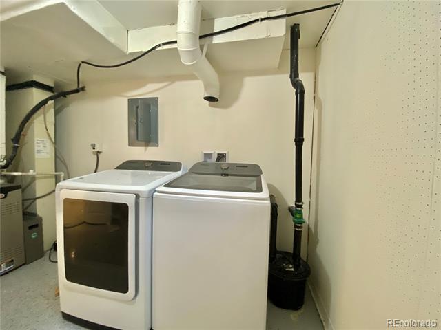 Building Photo - 3015 Pontiac St