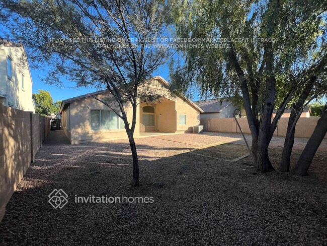 Building Photo - 34382 N Richardson Dr