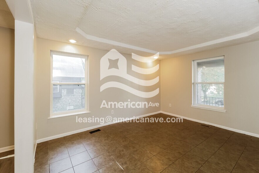 Building Photo - 303 Cypress Ave