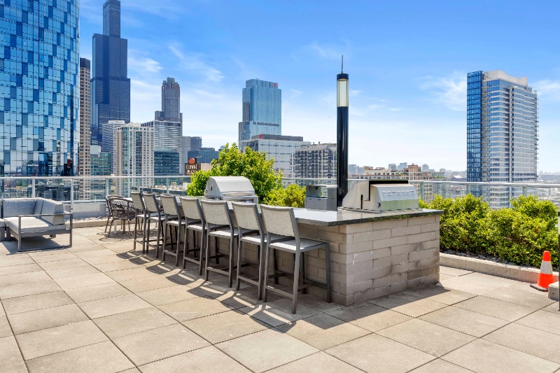 Building Photo - 5 S Green St