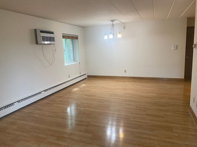 Building Photo - 2051 Allen Blvd