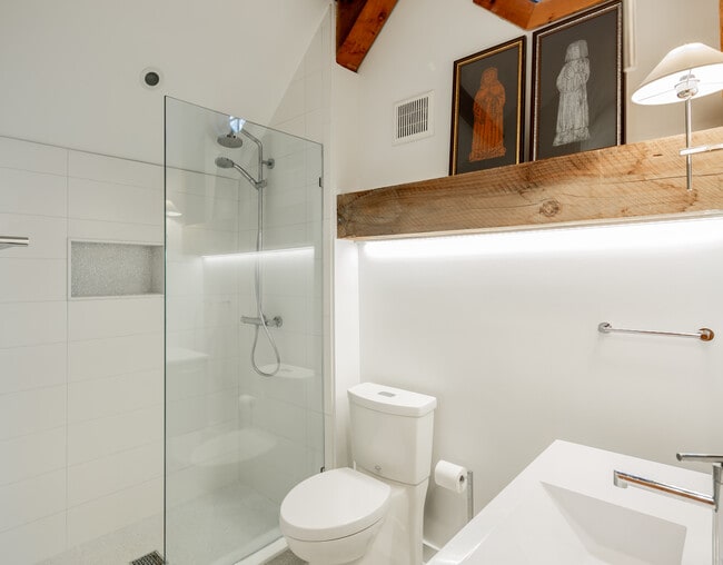 Building Photo - 33 Timber Trail