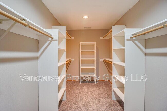 Building Photo - 3407 SE 172nd Ave